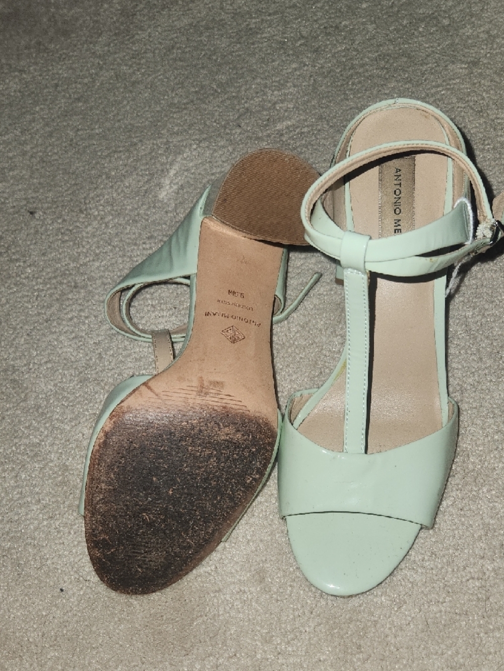 ANTONIO MELANI Mint T-Strap Block Heel Sandals - Picture 3 of 3